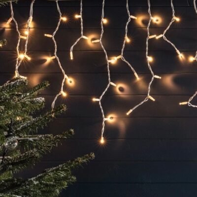 Kültéri jégcsap fényfüzér 30m (900 LED) LED-es jégcsap fényfüggöny sorolható, hideg fehér 7,35m (250 LED) , sorolható jégcsap