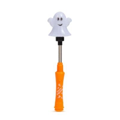 Hordozható RGB LED halloween lámpa rugós fejrésszel! A rugónak köszönhetően a szellem ide-oda mozgatható, de mindig visszaáll eredeti helyzetére. A szellemben lévő színváltós RGB LED kiválóan megvilágítja a lámpatestet, ezáltal teremtve halloween-i hangulatot.