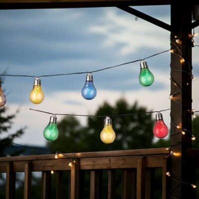 Napelemes villanykörte füzér 4,5 m, színes, 10 izzó, 50 LED